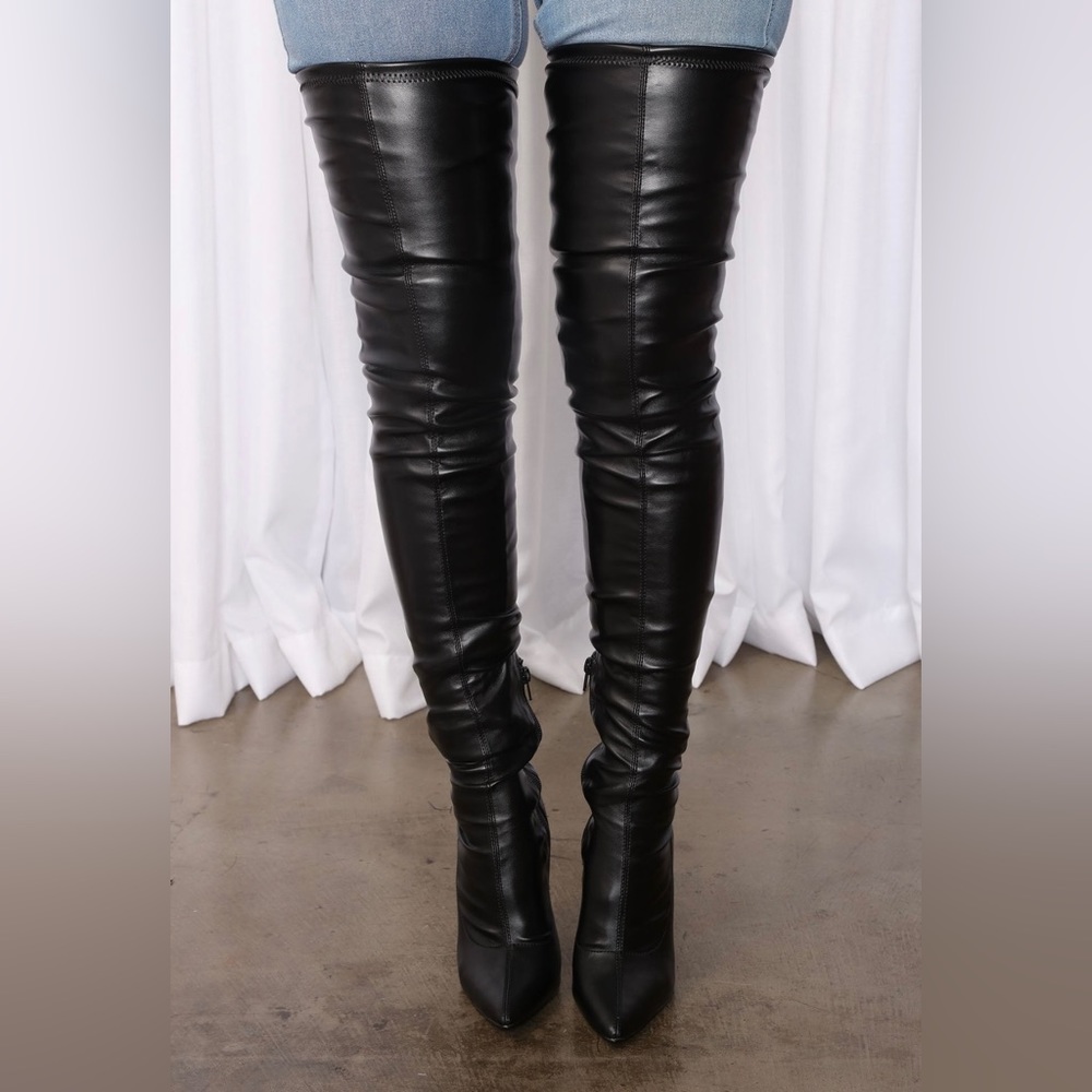 Over the knee boots boots